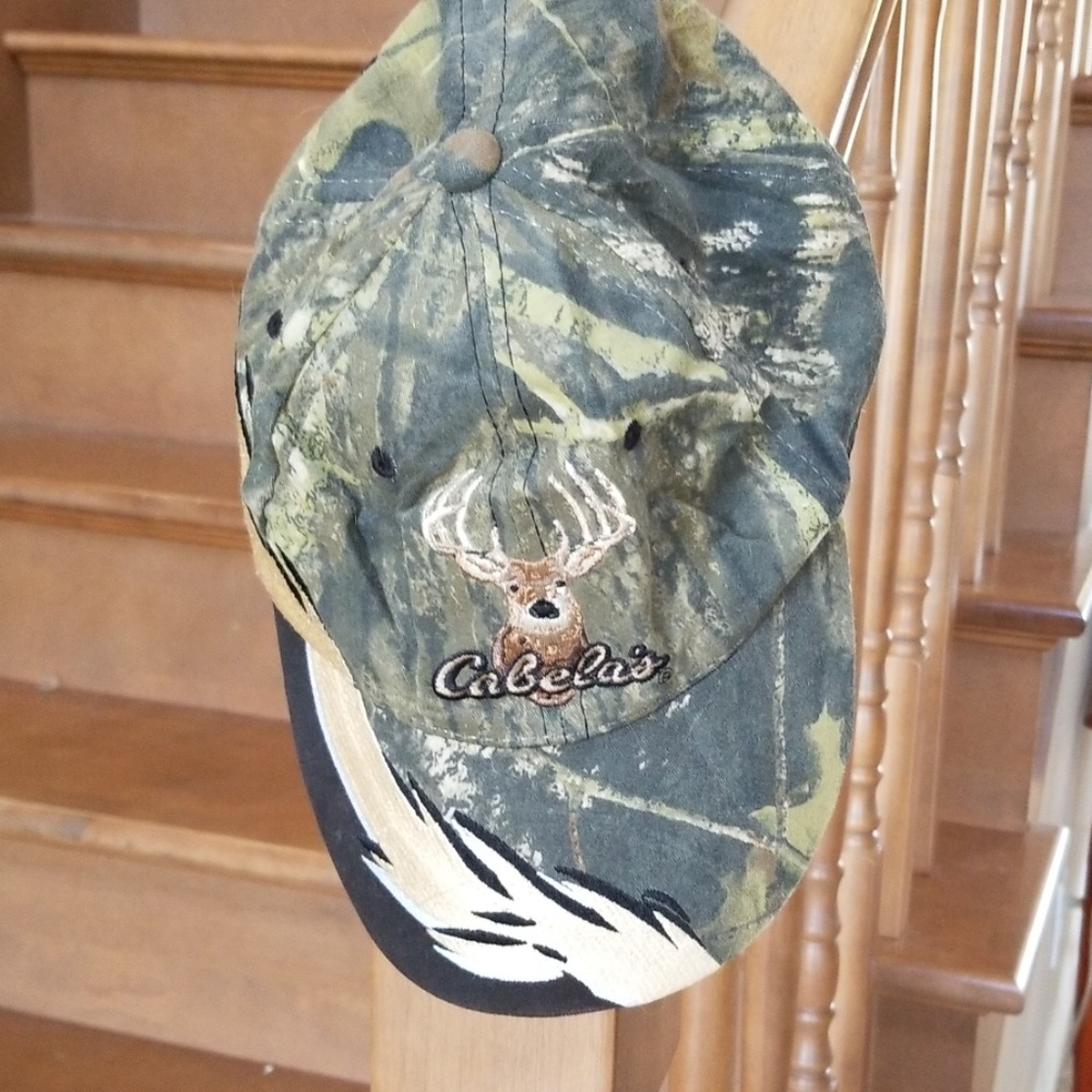 Cabela's hat